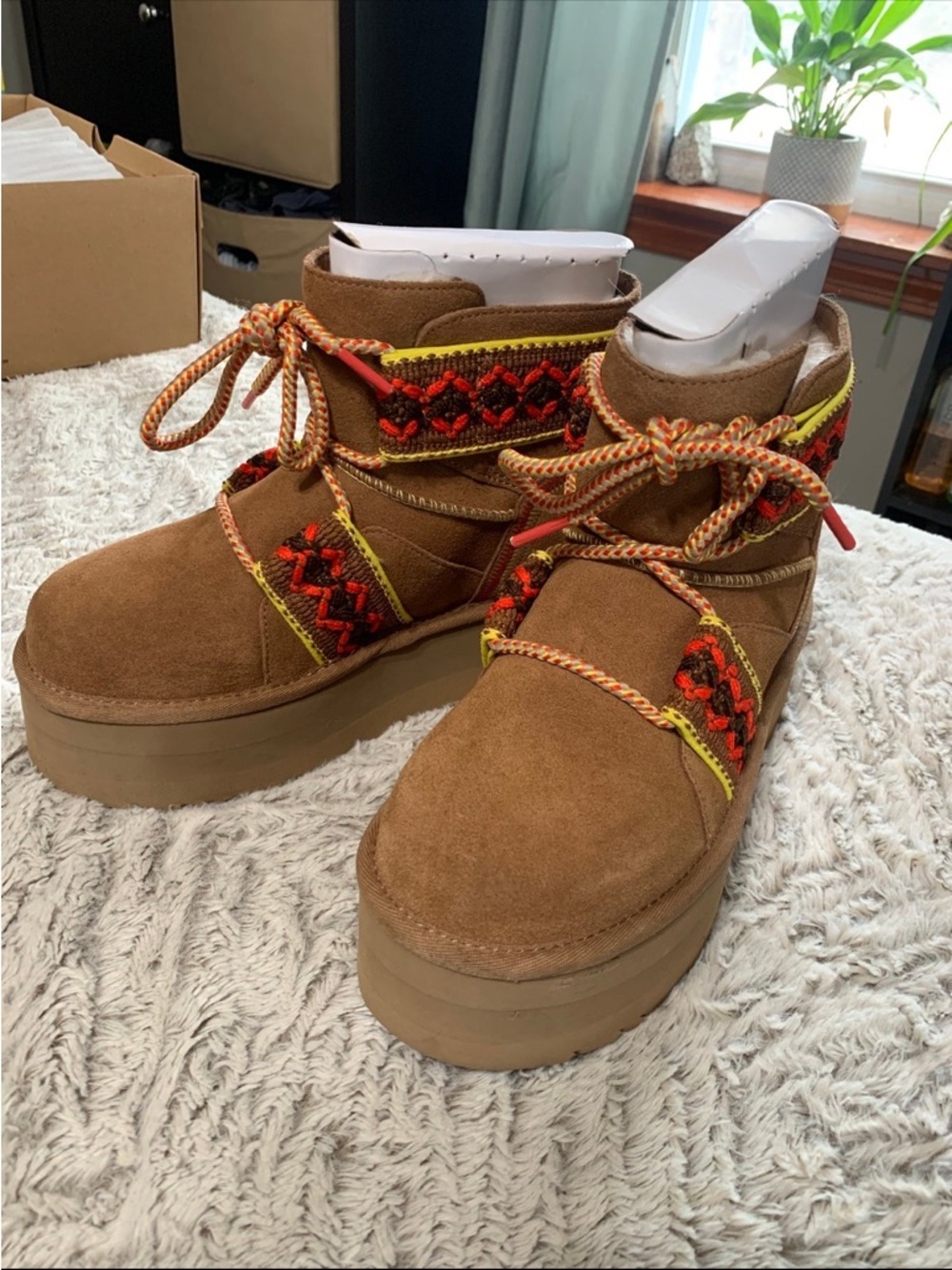 UGG Classic Mini II Braid Platform